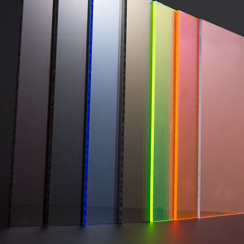 Áttetsző színes akrillemez